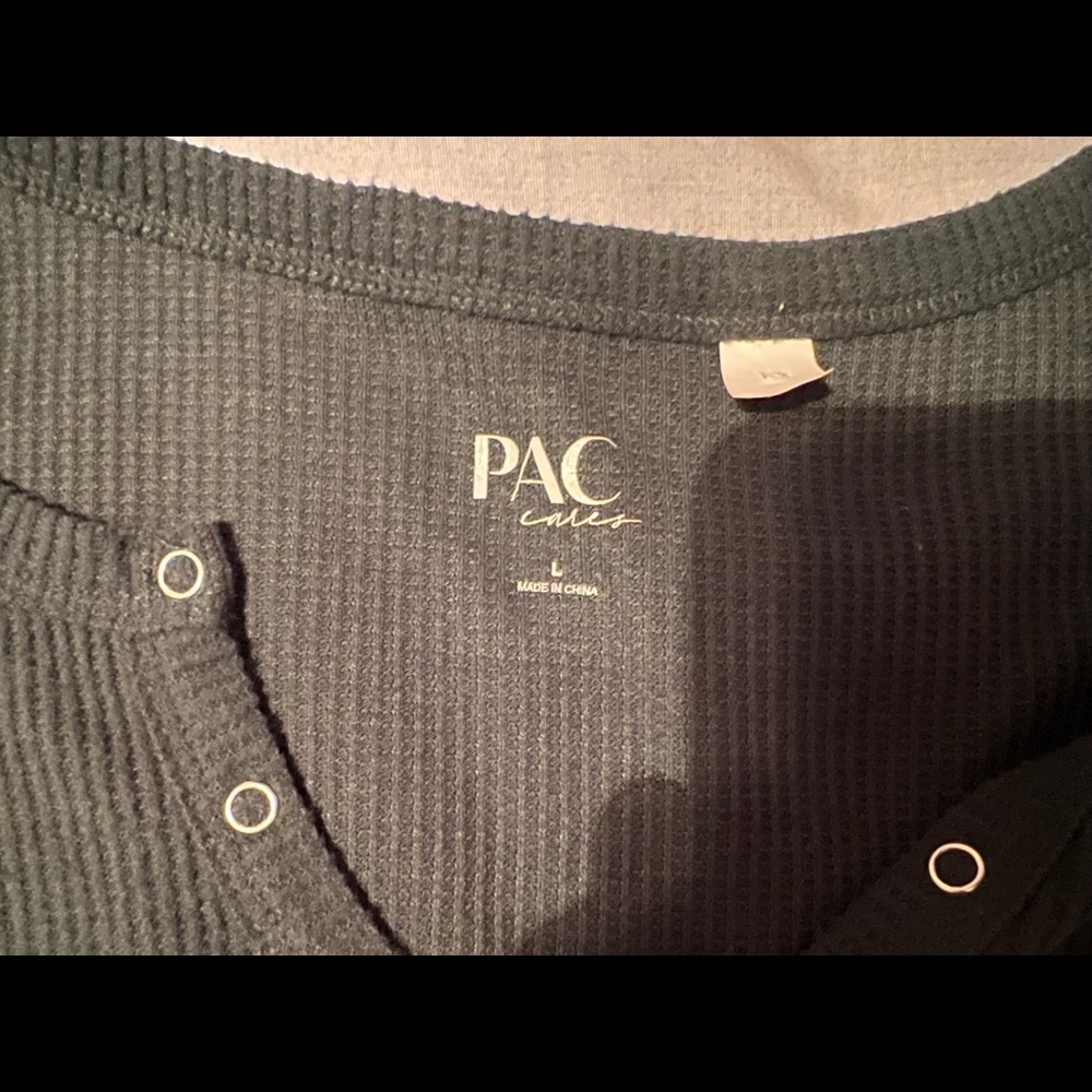 PacSun Green Cropped Tee - Picture 2 of 3